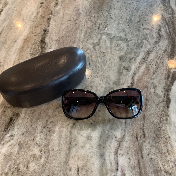 Sunglasses - Picture 1 of 2